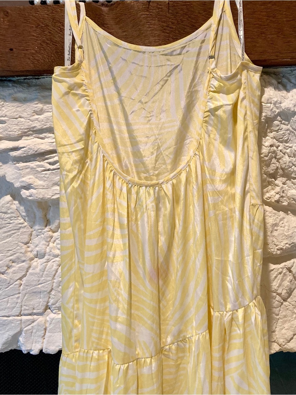 Sleeveless Yellow Maxi Dress - Picture 7 of 10